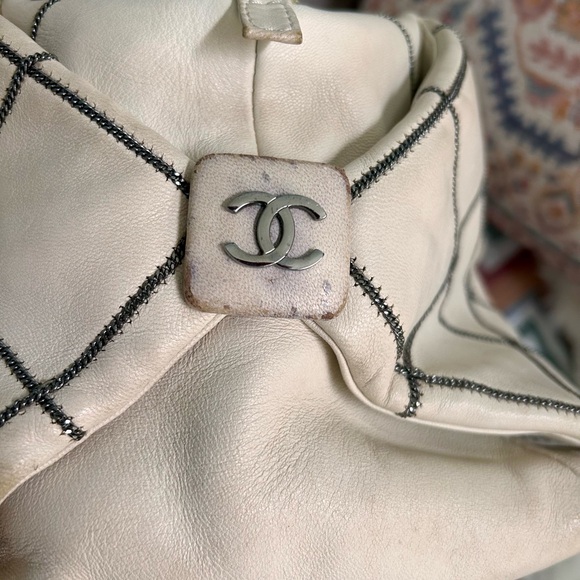 Chanel Cream Bowler Bag with Silver Hardware and Stitching 🕊️ - Picture 5 of 14